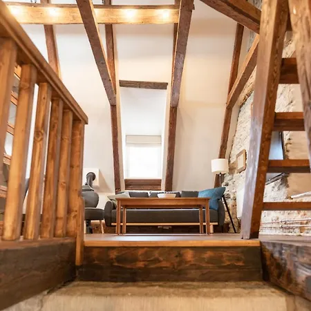 Hilltop - Old Town Kuninga Διαμέρισμα