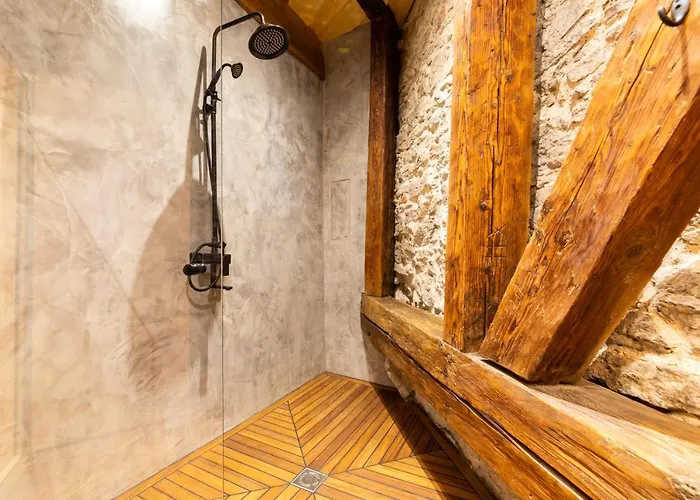 Hilltop - Old Town Kuninga Διαμέρισμα