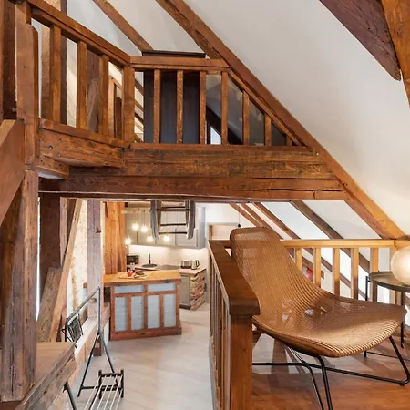 Apartamento Hilltop - Old Town Kuninga Talin