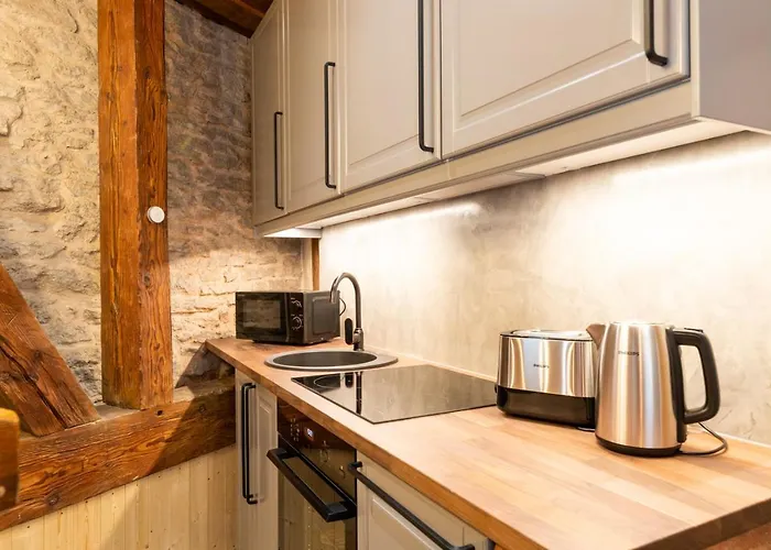 Hilltop - Old Town Kuninga Talin