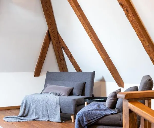 Apartamento Hilltop - Old Town Kuninga